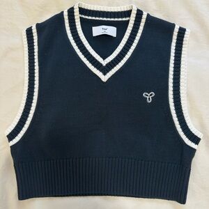 TNA mini vest